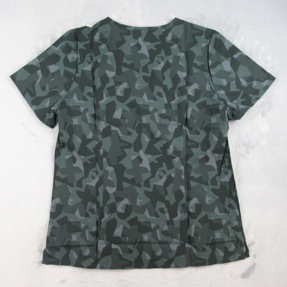 FIGS Women Catarina One-Pocket Scrub Top Green Camo Geometric Size M NWT - Picture 7 of 9